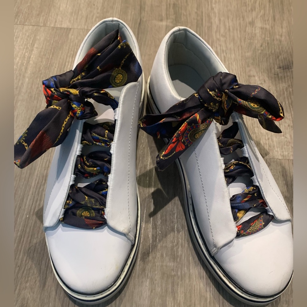 Zara white sneakers with ribbon. Women’s size EU 40